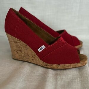 TOMS Size 8 Red Canvas Peep Toe Cork Wedge Heels Women